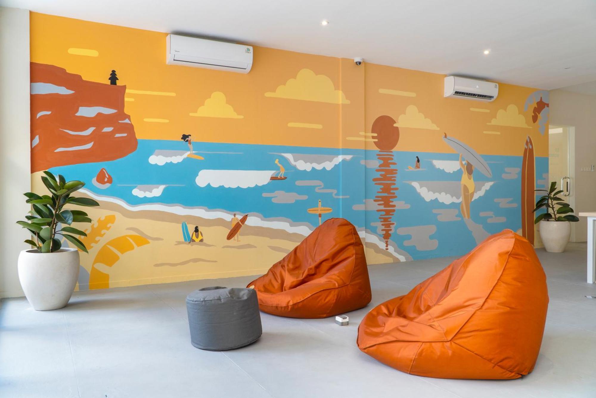 Bali Bustle Sunset Coliving And Coworking Space Legian  Exterior photo
